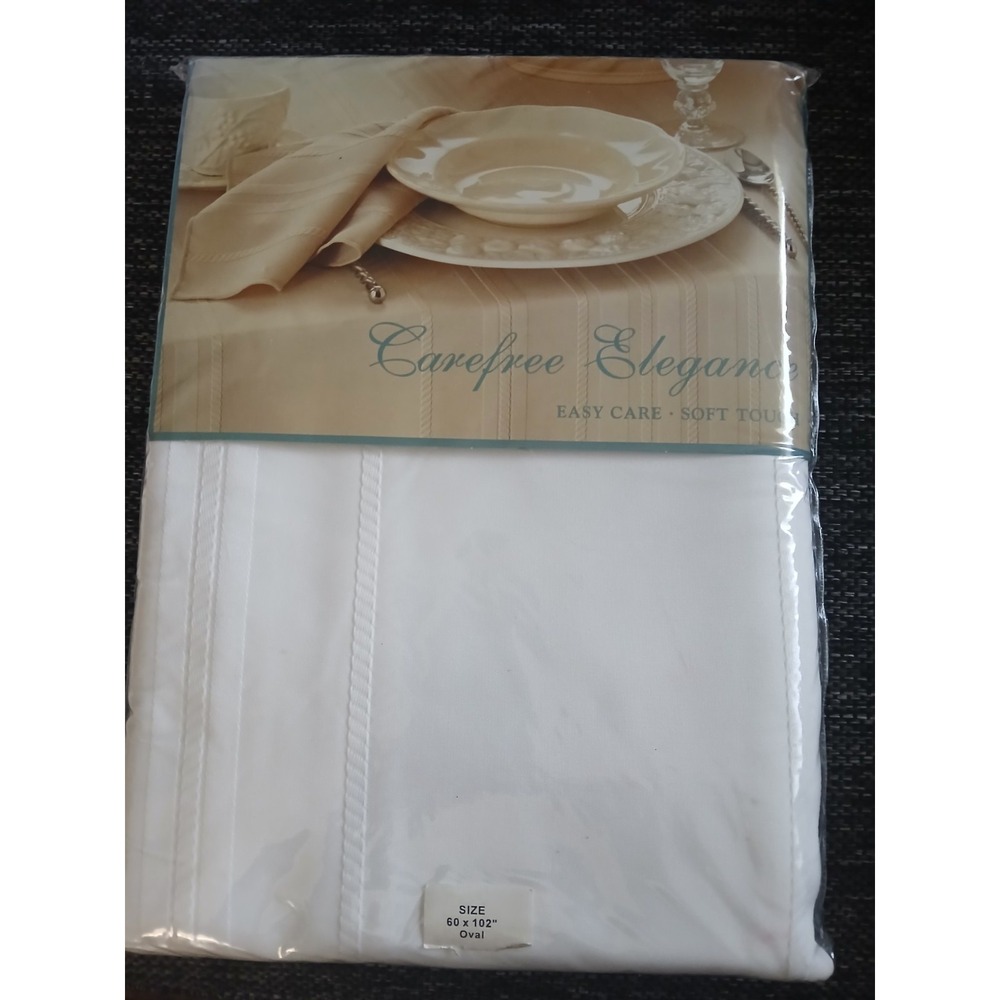 VTg New Bardwil Linens Carefree Elegance White Easy Care 60x102 Oval Tablecloth